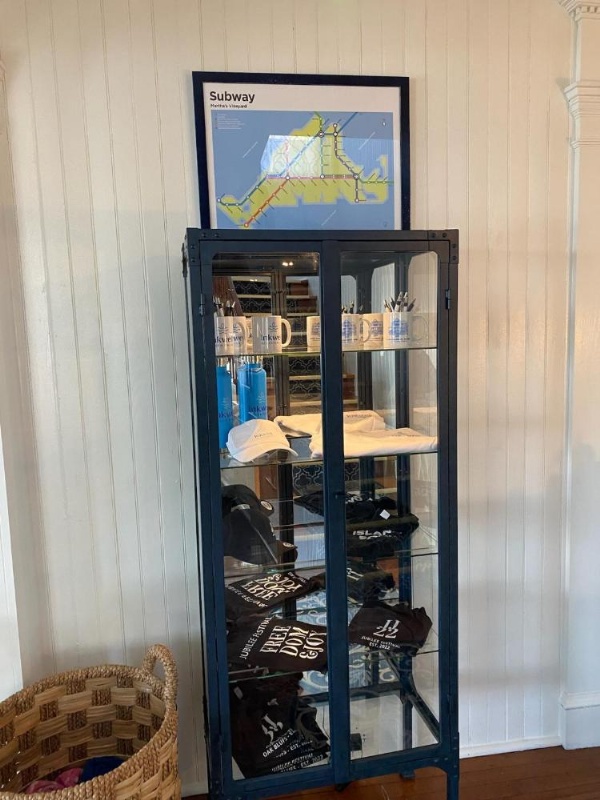 Inkwell Beach Cottage image 17