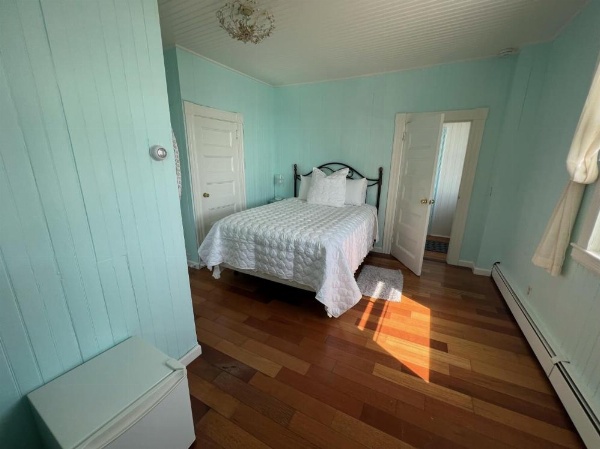 Inkwell Beach Cottage image 20