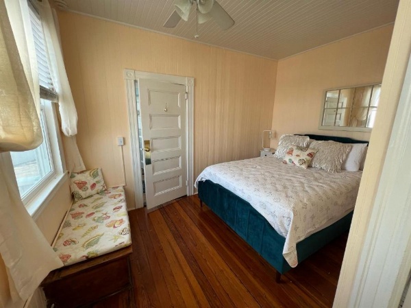 Inkwell Beach Cottage image 22