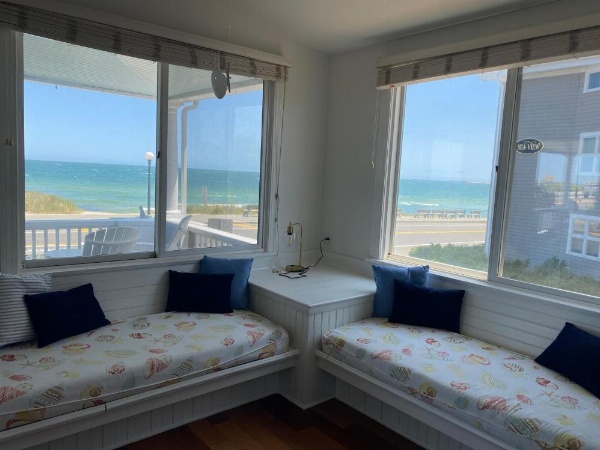 Inkwell Beach Cottage image 8